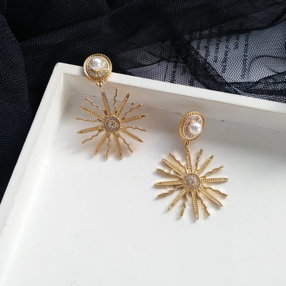 LAST ONE 💖Sun Boho Firework Faux Pearl Earrings - Picture 7 of 9